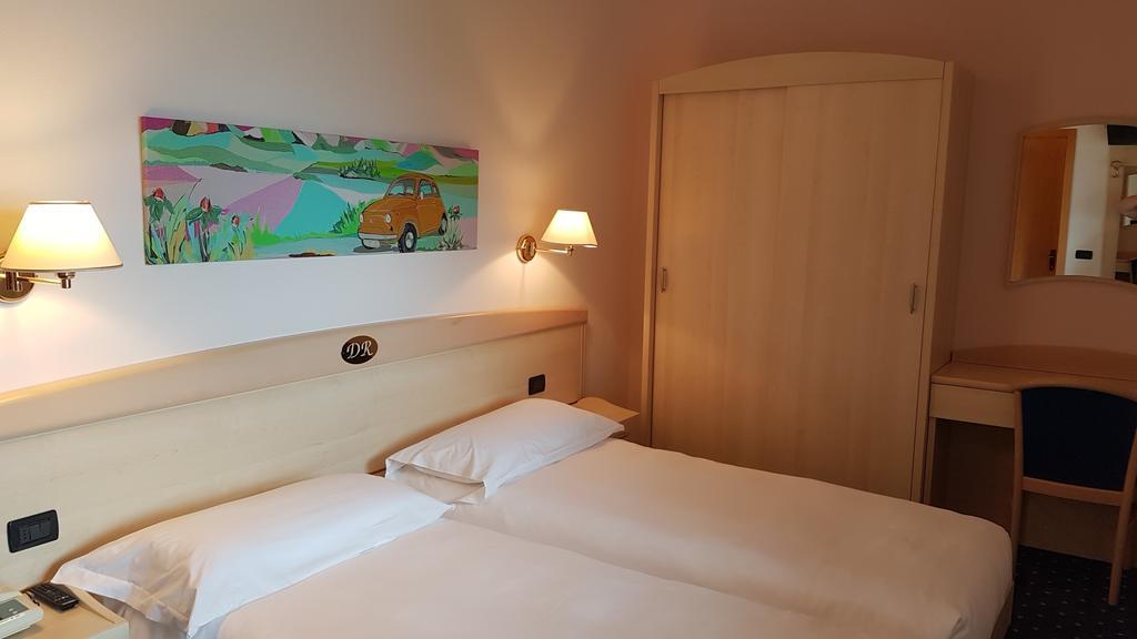 Hotel Da Remo Tenna Eksteriør billede