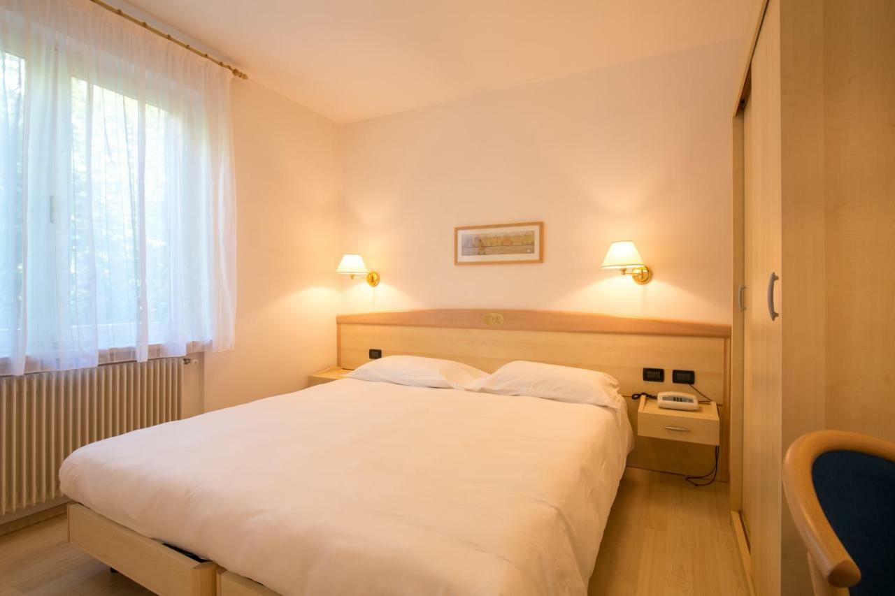 Hotel Da Remo Tenna Eksteriør billede